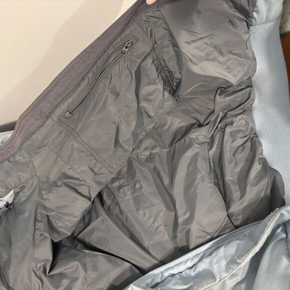 The North Face size Large Fur Trimmed Hood Light Ice Blue Cropped Puffer Coat - Picture 8 of 12